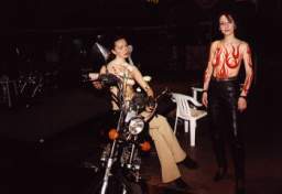 ������ ������� ������� �������� (Iron Brothers, �. �����)